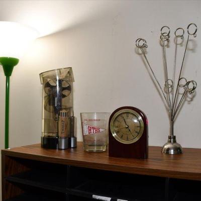 685 office