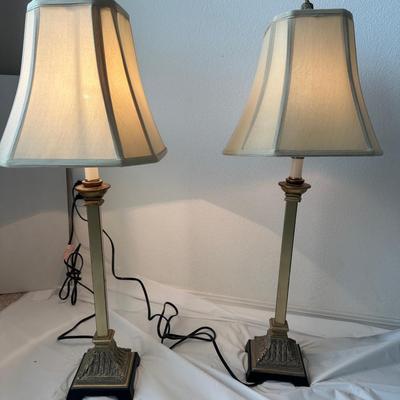 Vintage Pair of Matching Table Lamps