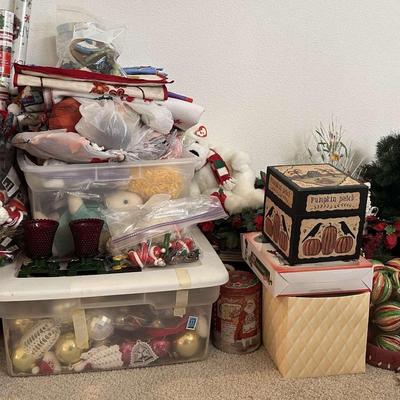 Seasonal Lot: Christmas, Fall, and Easter