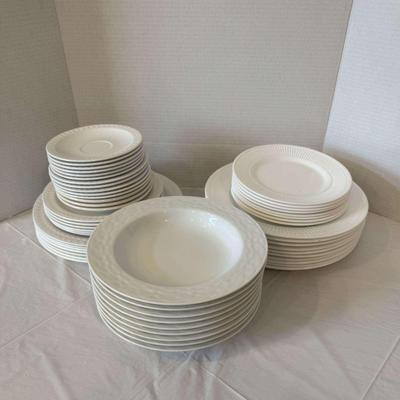White Dinner Plate Lot