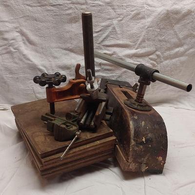 Cranking Press & Durland Bench Stop & Vise