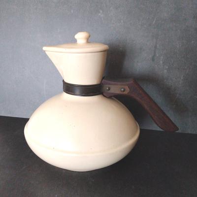 Catalina Island Pottery Coffee Pot/Carafe Cream Colored 