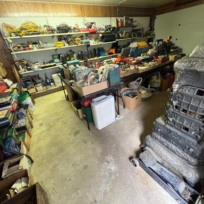Estate sale photo