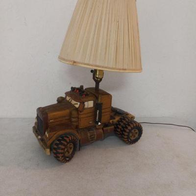 Rare Vintage1977 Juta Sangthaweep 18-Wheeler Tractor Ceramic Table Lamp - 15½" x 21" x 8¾"