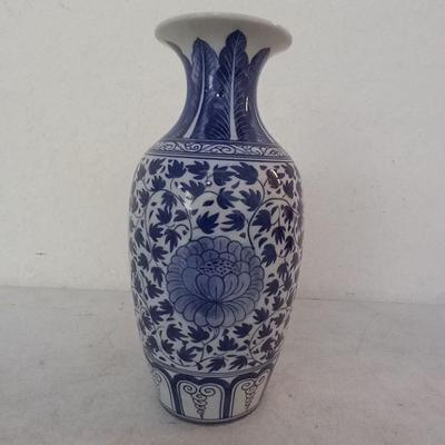 Vintage Nora Fenton Designs Blue/White Vase - 4" Diameter Widest x 9½" Tall