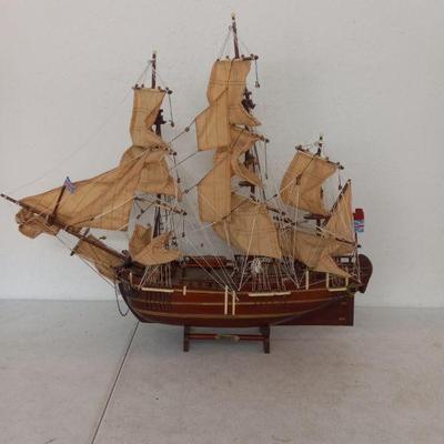 Vintage Hand Built from 1:54 Model Fully Rigged with Cloth Sails "HMS Endeavour" - Approx. 33" x 28¼"