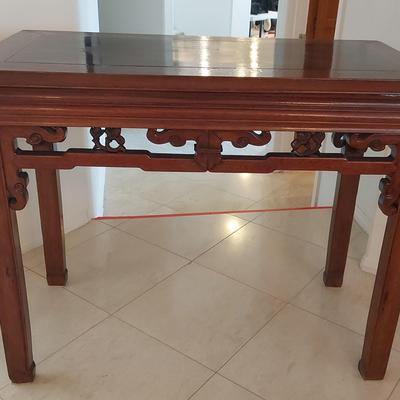ANTIQUE CHINESE TABLE 