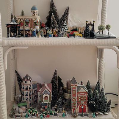 CHRISTMAS MINIATURES - HERITAGE VILLAGE COLLECTION - FIGURINES, BUILDINGS & TREES