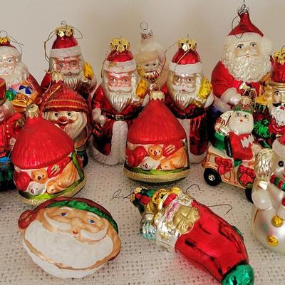 VINTAGE GLASS CHRISTMAS ORNAMENTS 