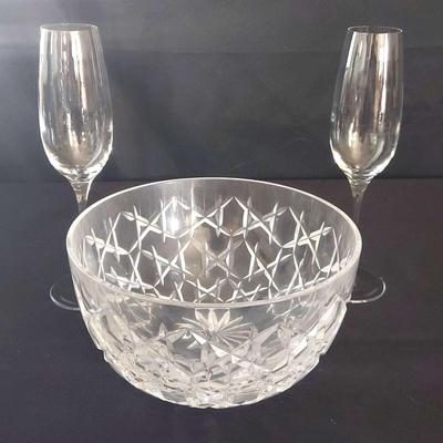 GORGEOUS TIFFANY & CO GRENADA CRYSTAL BOWL AND PAIR OF TIFFANY CHAMPAGNE GLASSES