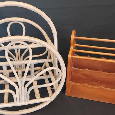  DECORATIVE MAGAZINE RACKS