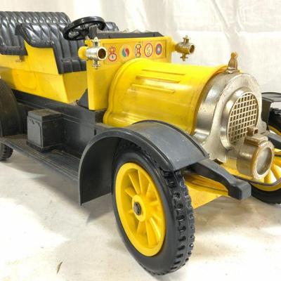 REMCO INDUSTRIES Vntg Model Car USA
