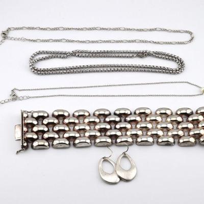 Lot of Silver Toned Jewelry 5 Pieces
