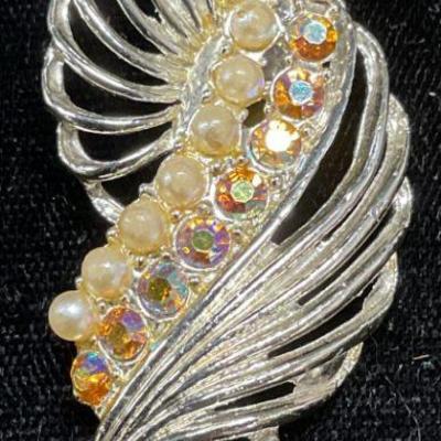 Vintage Silver Tone Crystal Faux Pearl Brooch
