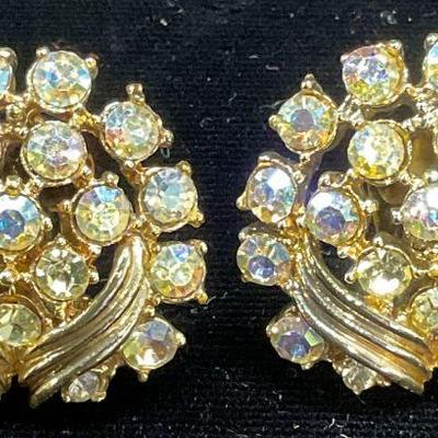 Vintage Gold Tone Crystal Earrings

