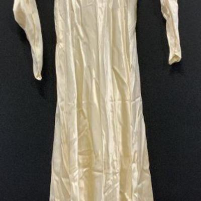 Off White Princess Gown Costume with Veil Headband
