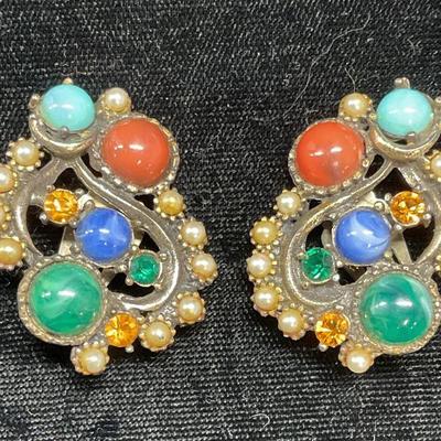Vintage Gold Tone Crystal Faux Stone Earrings

