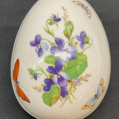 Vtg Limoges Floral Porcelain Trinket Box, France
