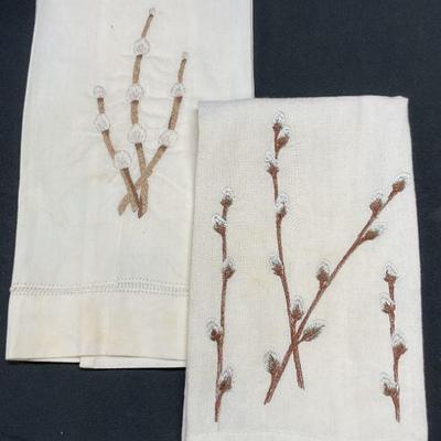 Lot 2 Valombreuse + Cotton & Linen Towels
