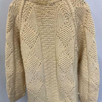 Vintage Chunky Off White Knit Sweater
