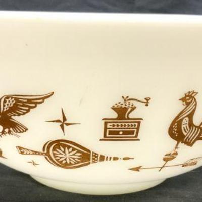 PYREX USA Vntg Glass Serving Bowl White & Brown

