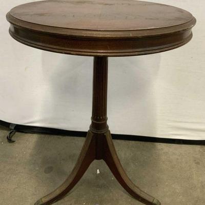 Vntg Duncan Phyfe Style Wooden Side Table
