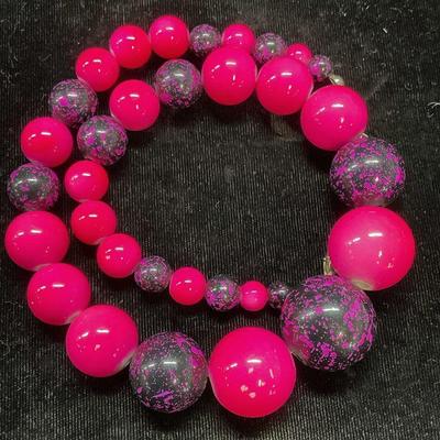 Hot Pink & Black Beaded Necklace
