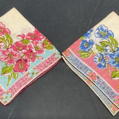 Lot 2 Vintage Floral Linen Handkerchiefs

