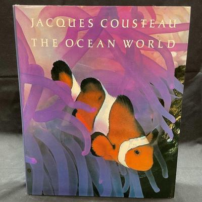Jacques Cousteau Ocean World, Illustr 1993
