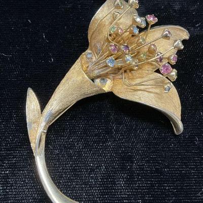 Vintage Gold Tone Crystal Lily Brooch
