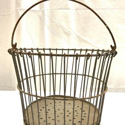 Antique Metal Basket w Handles
