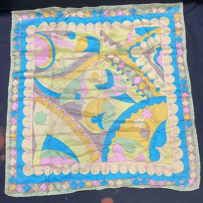 Vintage Bayuri Pastel Graphic Print Silk Scarf
