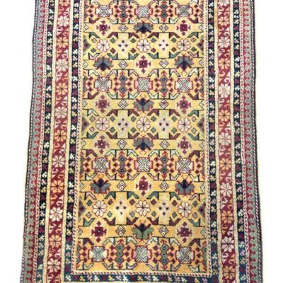 DAGHESTAN RUG NORTHEAST CAUCASUS