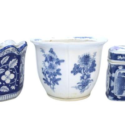 4 pc BLUE & WHITE PORCELAIN PLANTERS & JAR