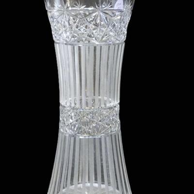 AMERICAN BRILLIANT CUT GLASS VASE