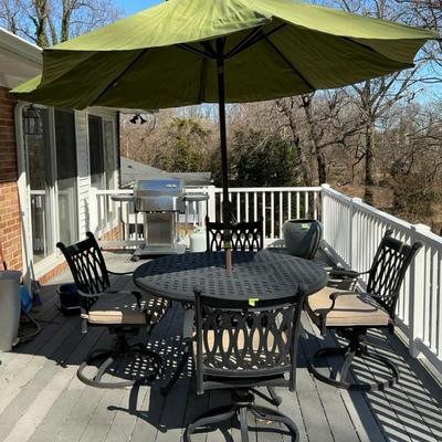Outdoor Metal Table w/ Umbrella & Four Chairs 