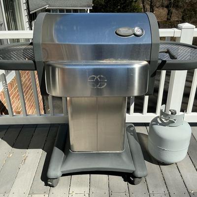 Calphalon Outdoors Essentials Grill 