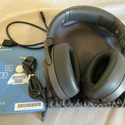 Sony WHH900N Wireless Noise Canceling Headphones 