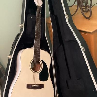 SAMICK GUITAR WITH CASE