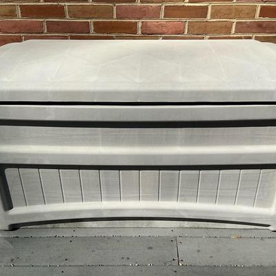 Suncast Deck Box 