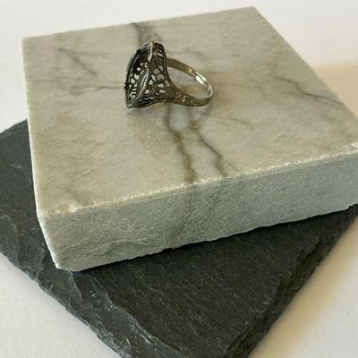 Antique 14kt Gold Marquise Ring (no stone )