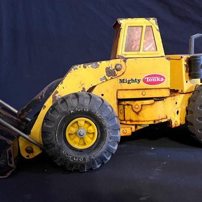 Vintage Tonka Loader