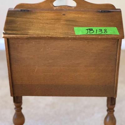 Lot 138: Organize Your Sewing Notions Or Something Else