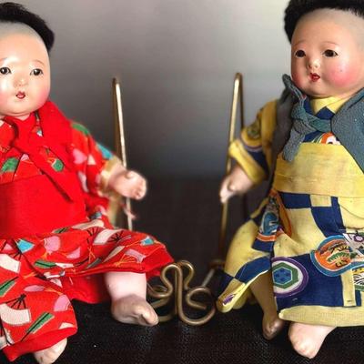Lot 177: Pair Of Vintage Japanese Porcelain Jointed Gofun Ichimatsu Glass Eyed Dolls