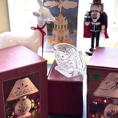 Lot 151: Christmas Lot!