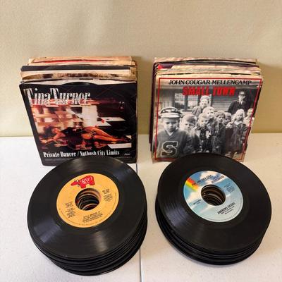 Lot 263: Music Through The Ages 45’s Singles 
