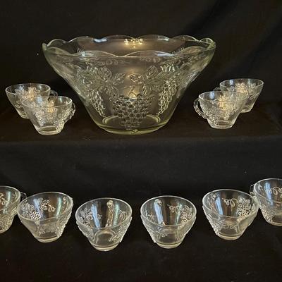 Lot 306: Vintage Grape Vine Punch Bowl With Cups And Gold Rimmed Desert Bowls With Leaf Detail