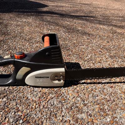 Lot 215: Remington 16” Electric Chainsaw