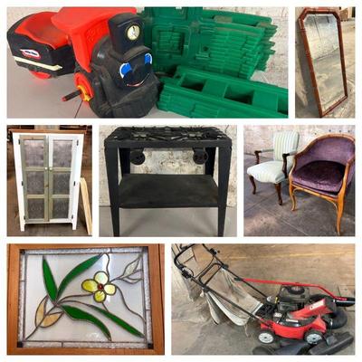 Estate sale photo