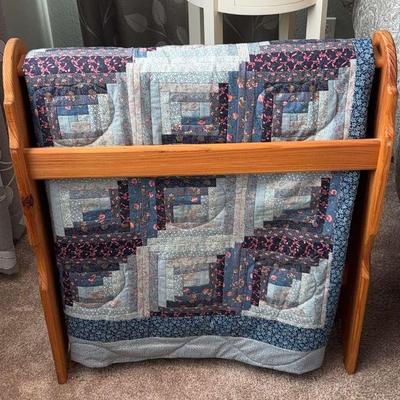 Quilt rack and quilt